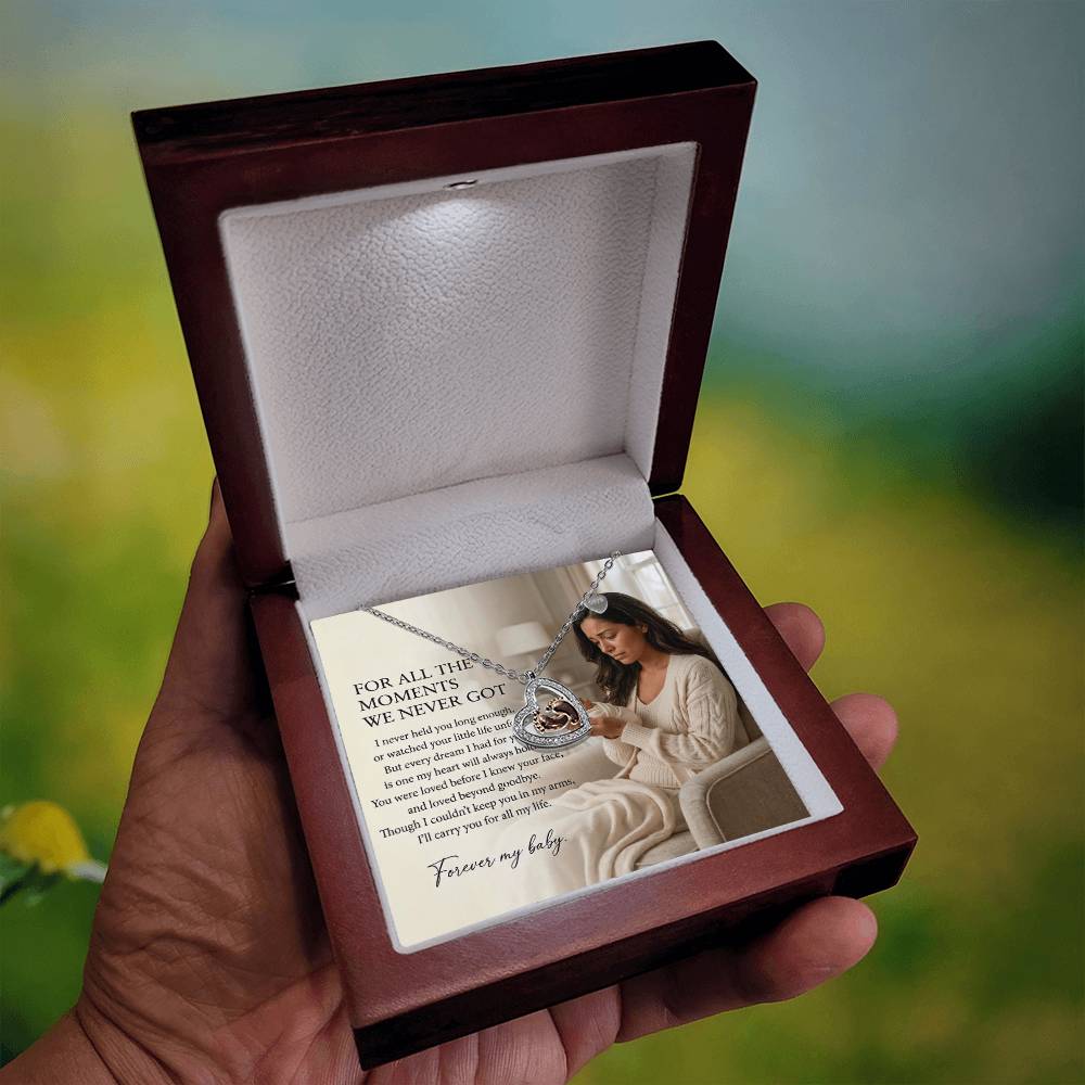 Miscarriage Memorial Necklace, Pregnancy Loss Gift, Baby Loss Remembrance Jewelry - Latina Mother